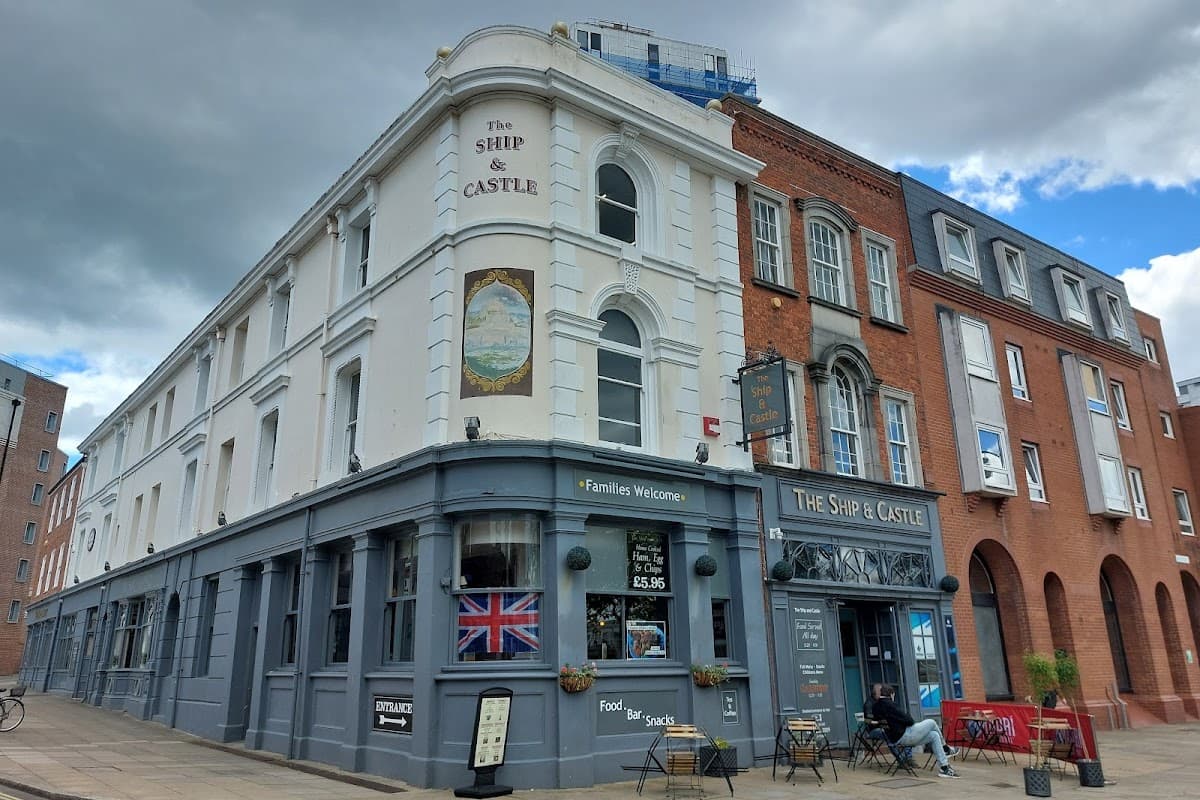 The Ship & Castle
