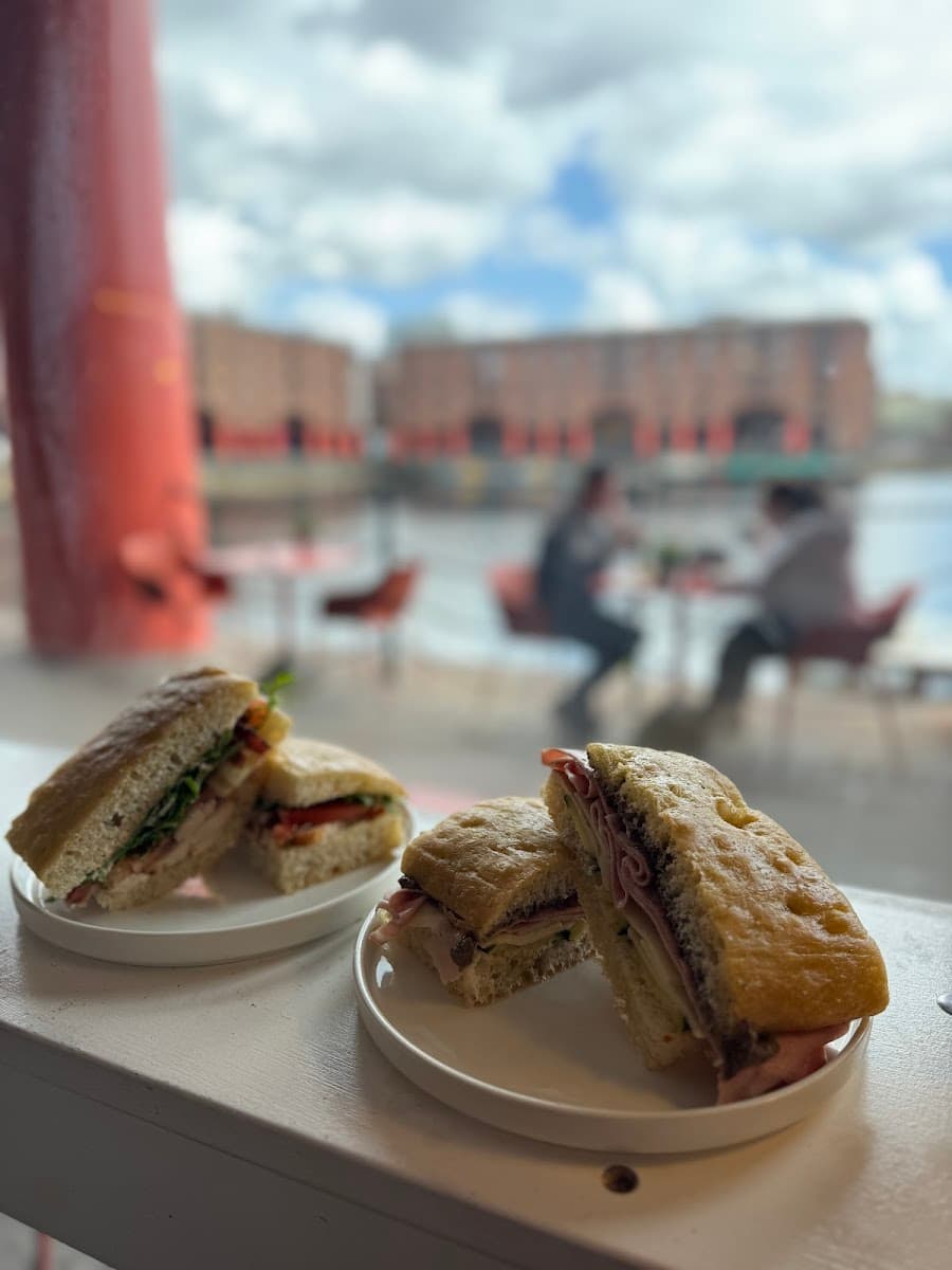 Francie’s Focaccia & Coffee