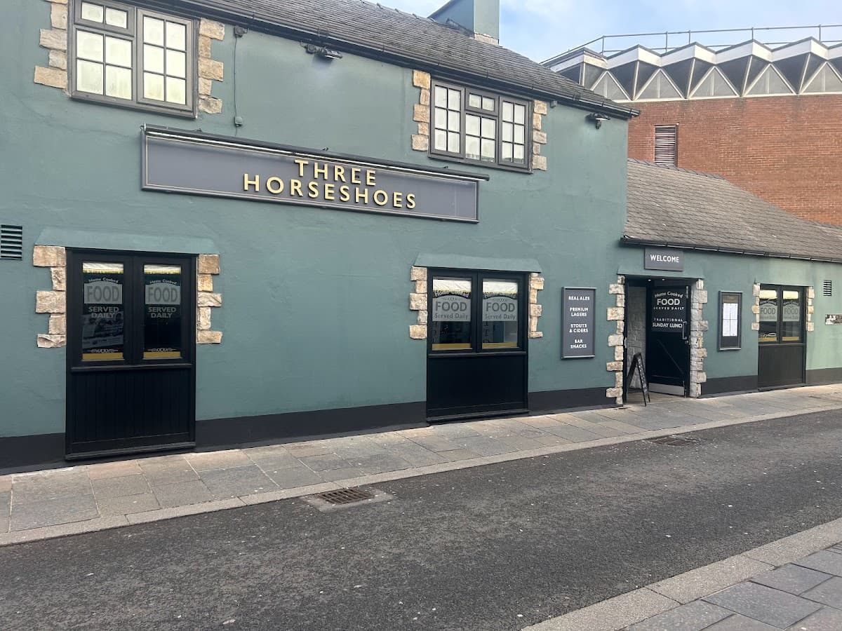 The Three Horseshoes