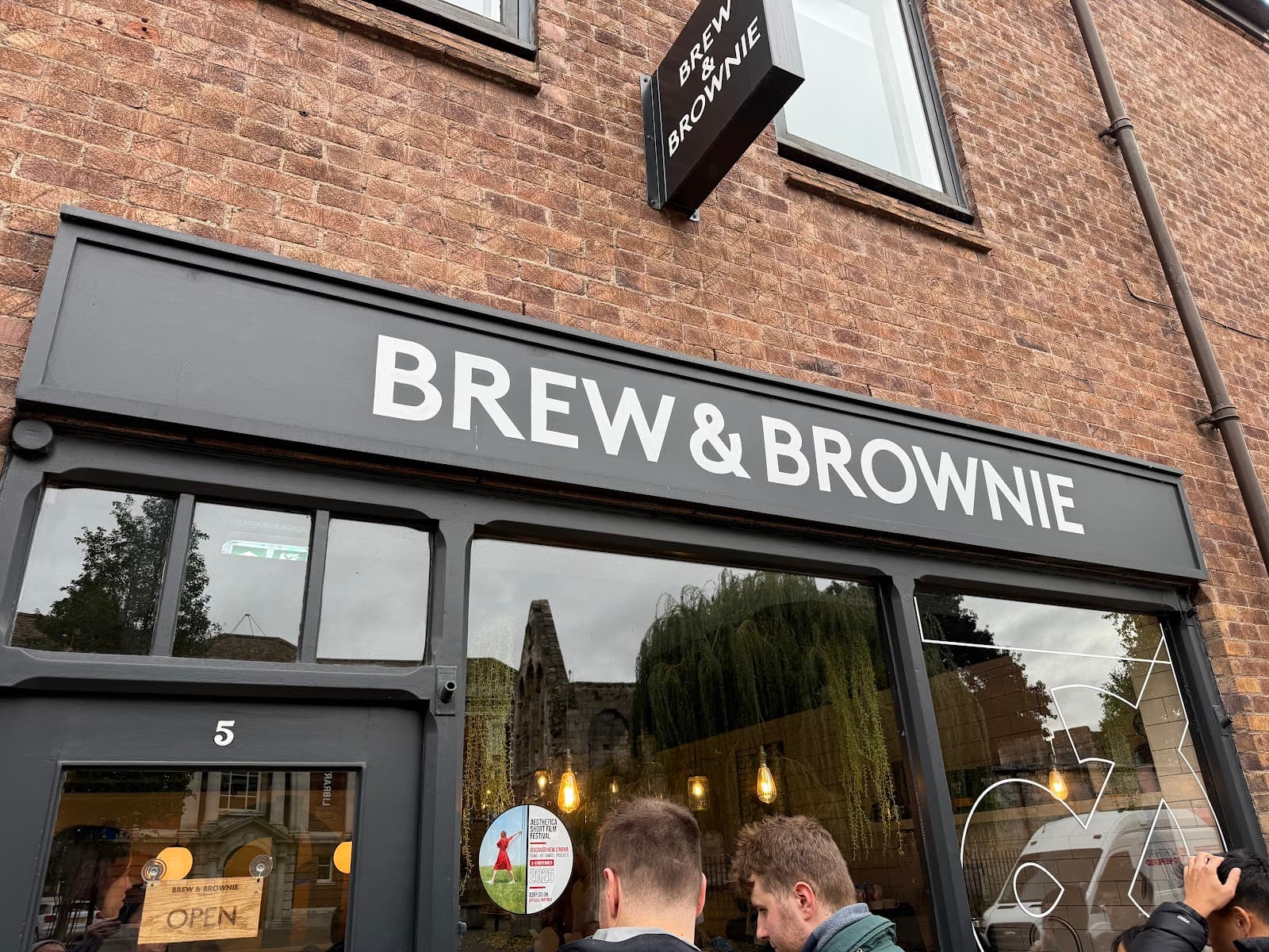 Brew & Brownie