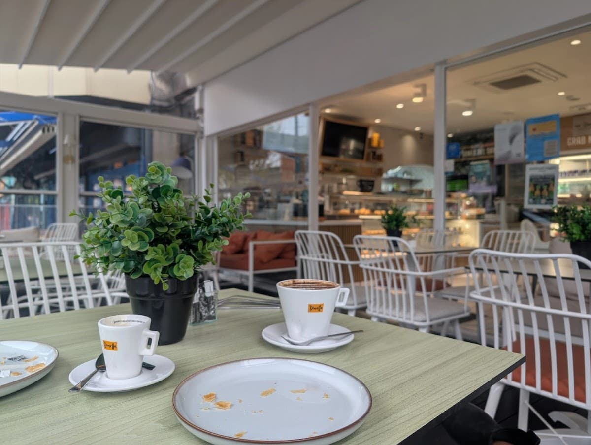 Brew coffee & bakery