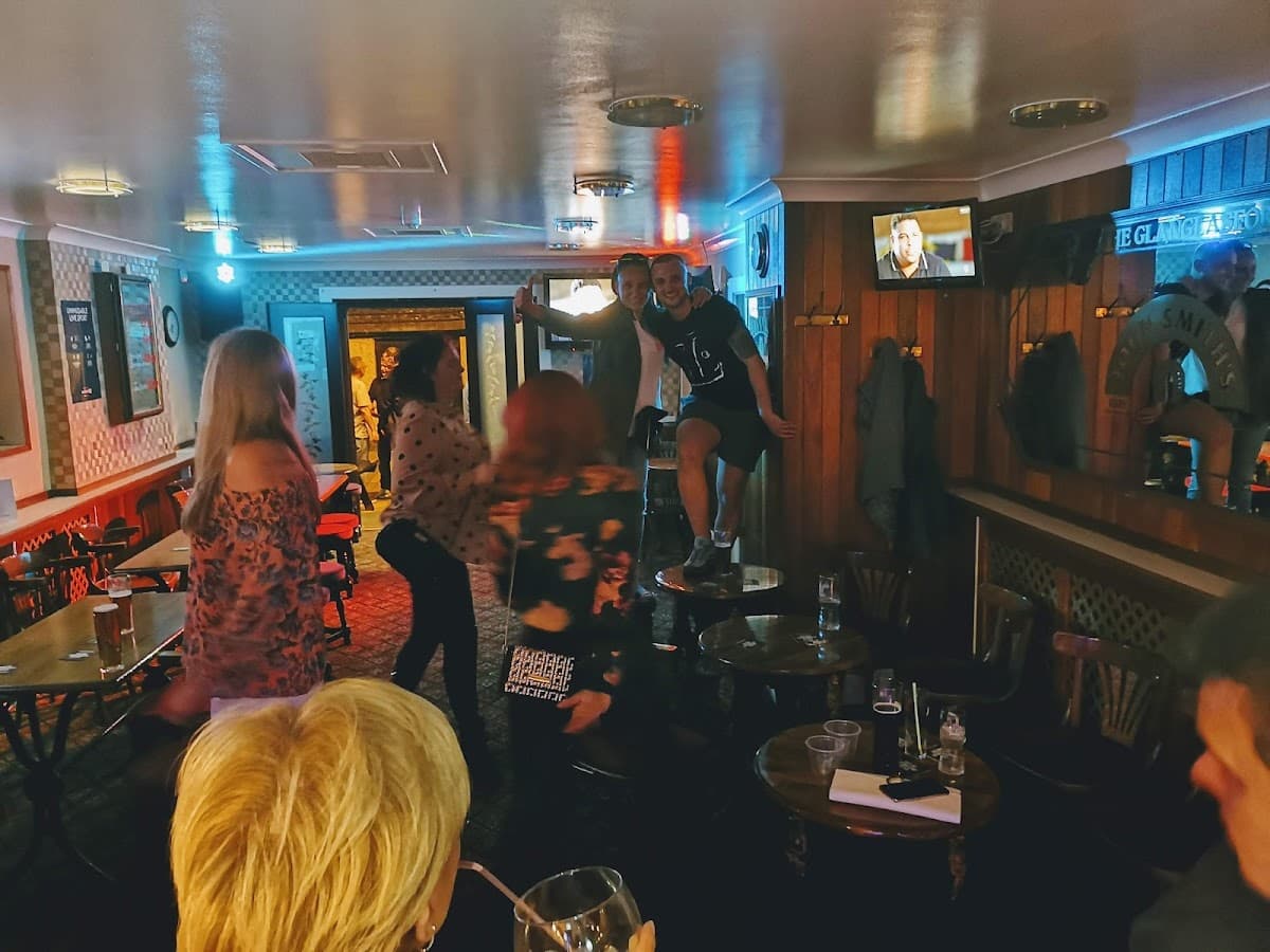 The Glanglasfor Pub