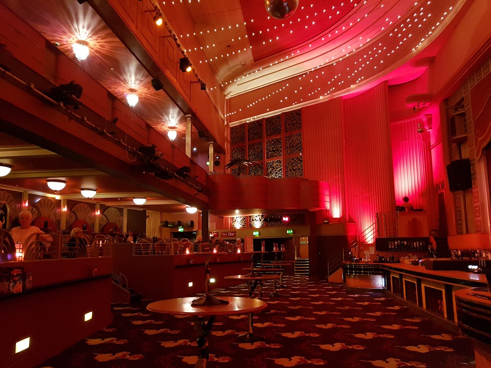 Funny Girls - Blackpool Show