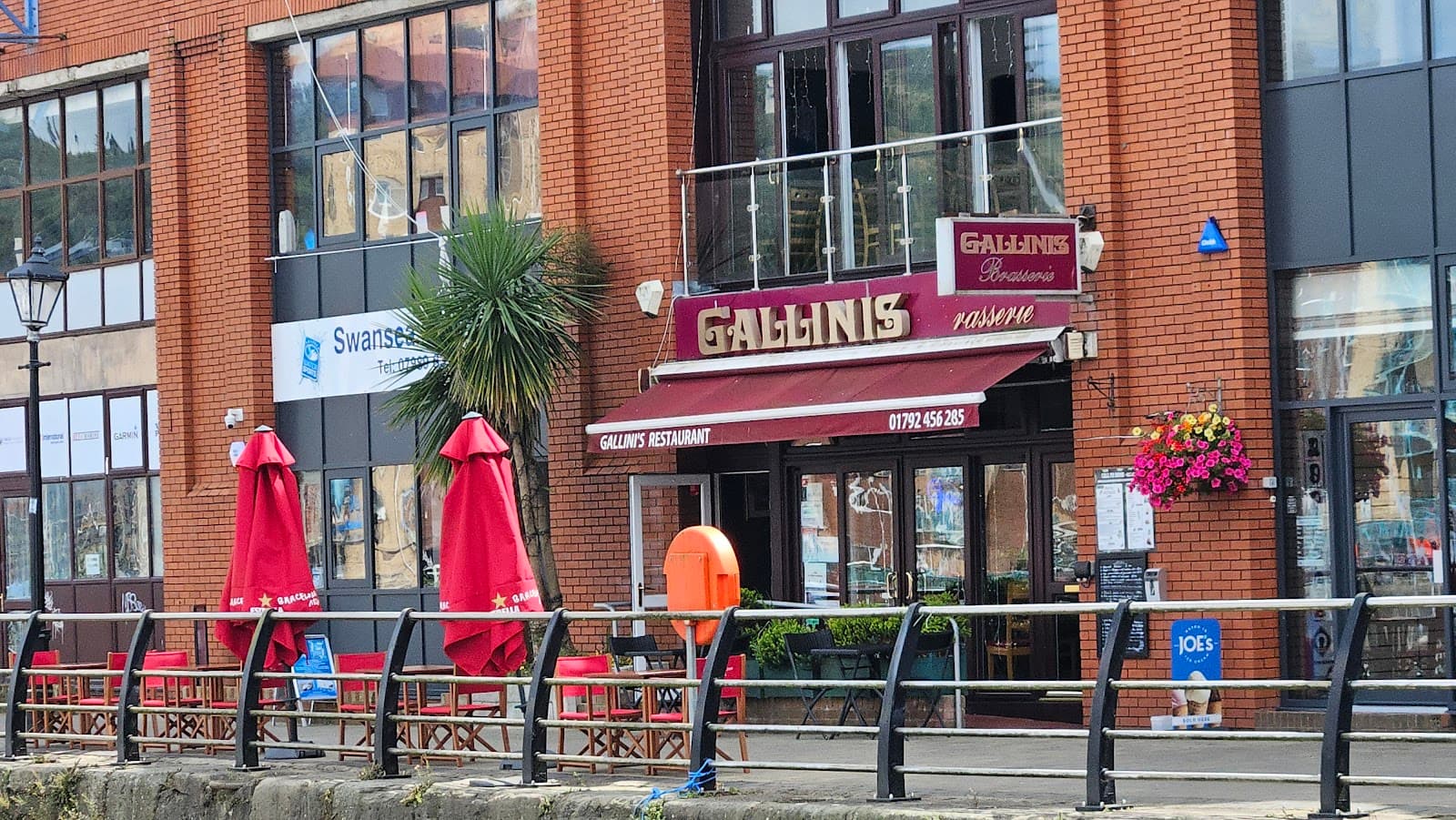 Gallinis Italian Restaurant