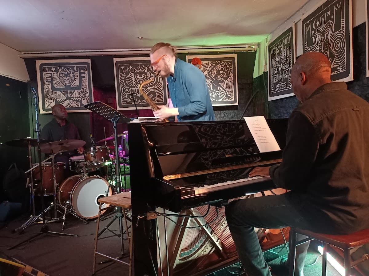 Jazzlive at The Crypt