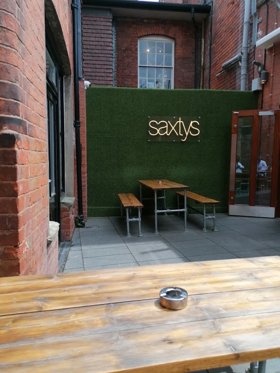Saxtys - Independent Cocktail Bar, Restaurant & Club