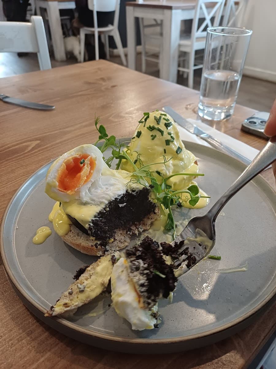 Bibi's Cafe