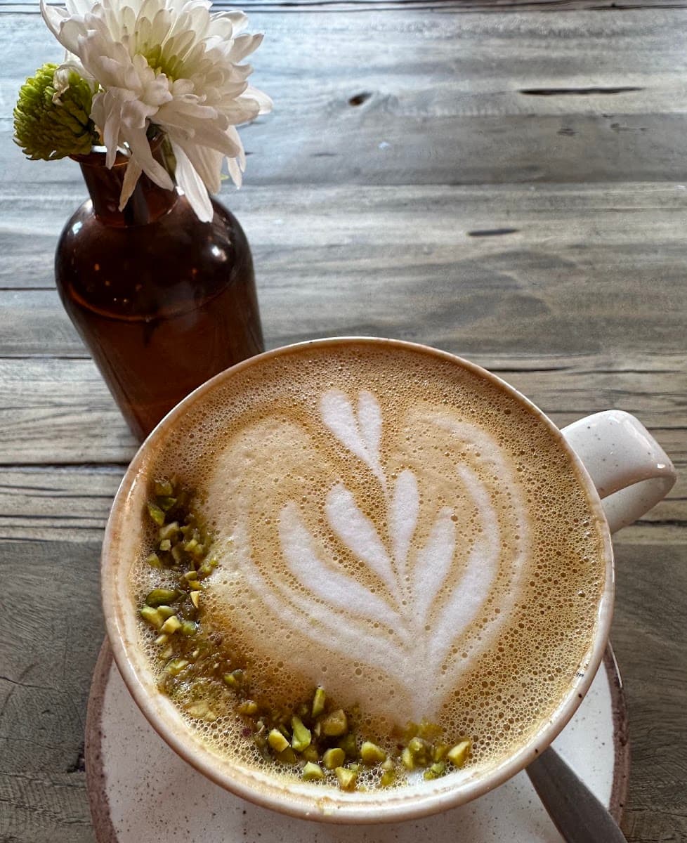 Yamama Café and Bar