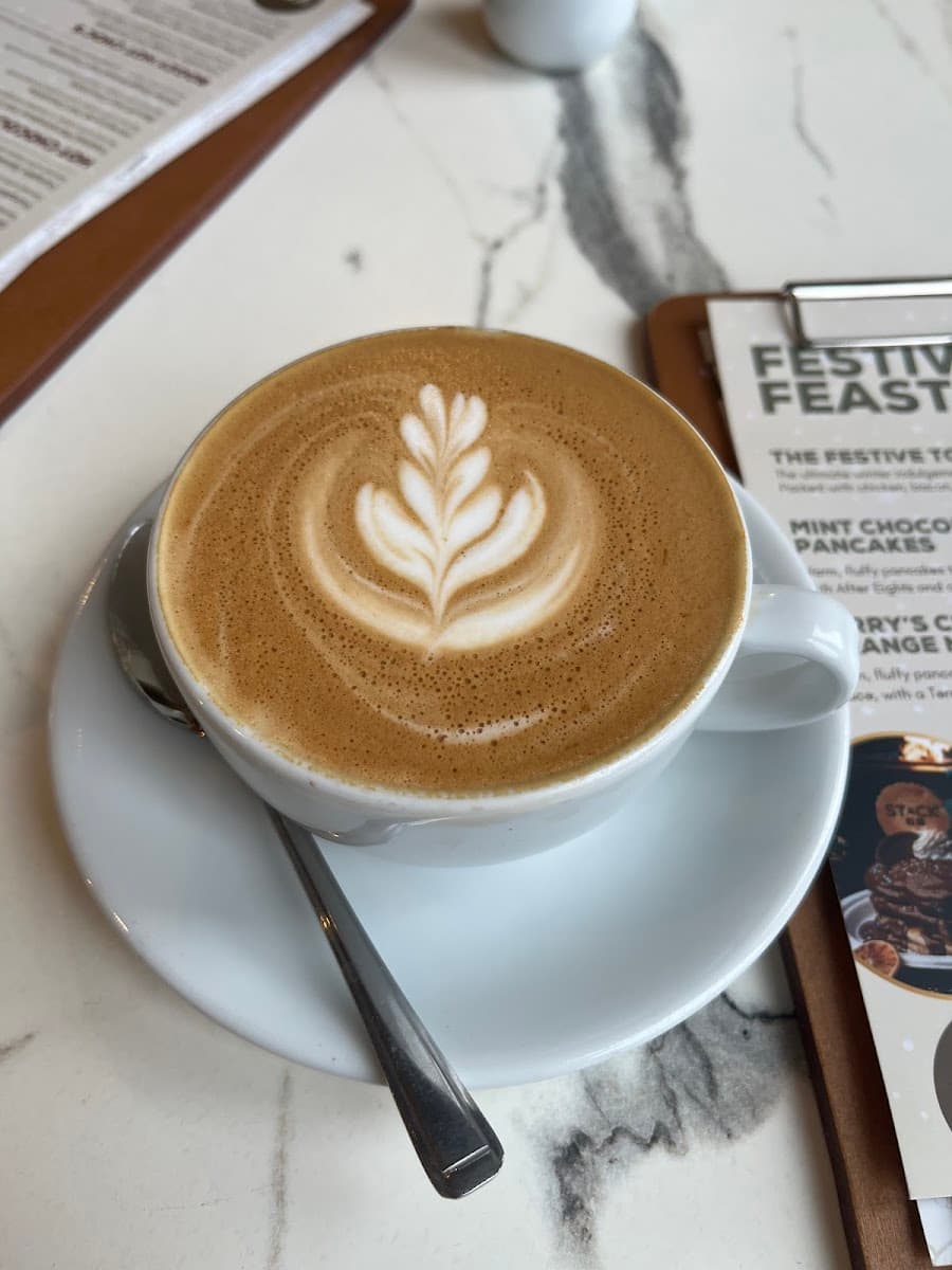 YOLO Coffee & Kitchen