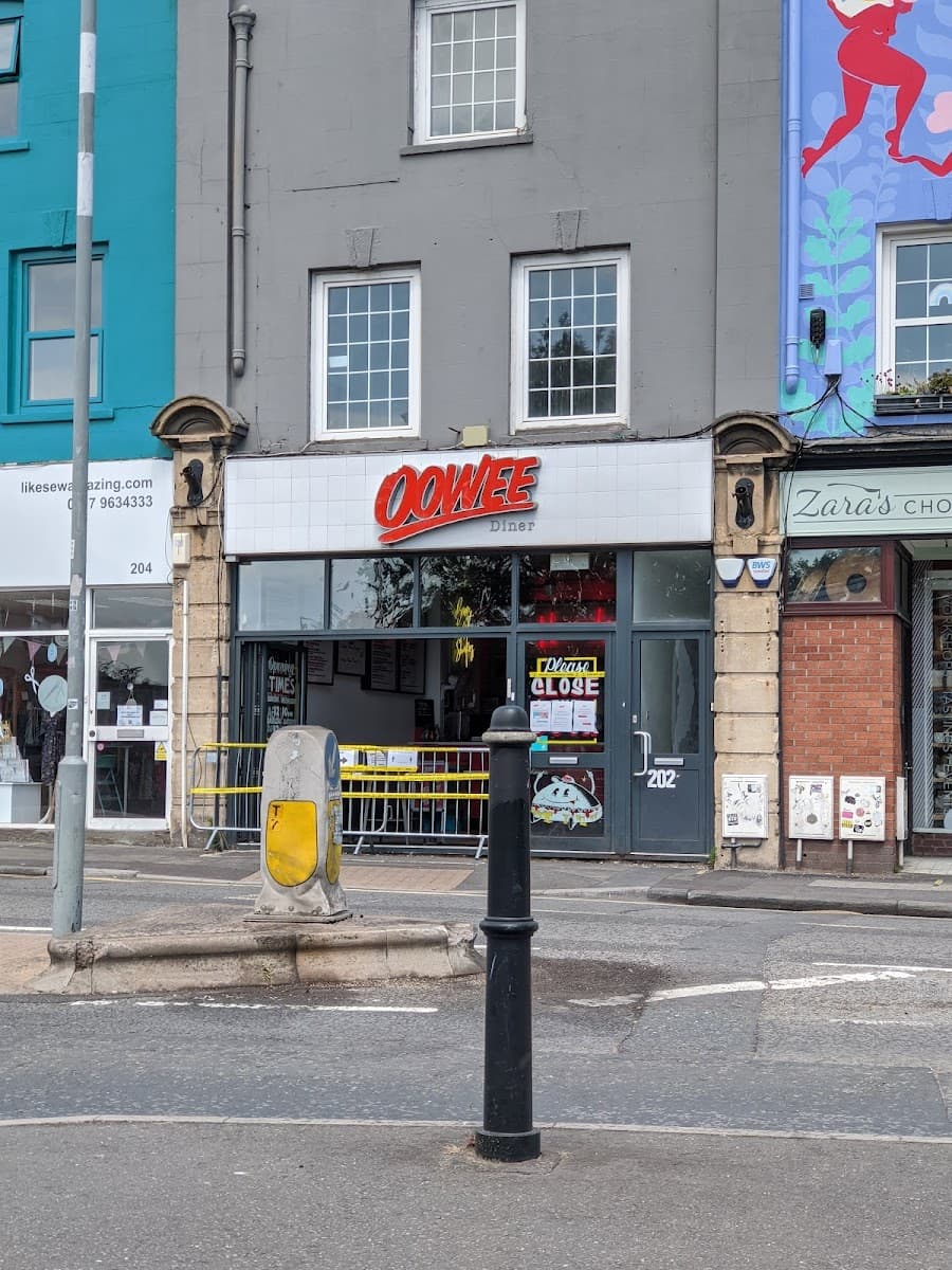 Oowee Diner - Burgers, Fried Chicken & Shakes.