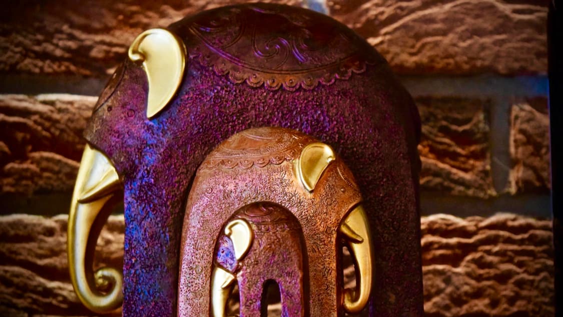 Farncombe Tandoori Restaurant