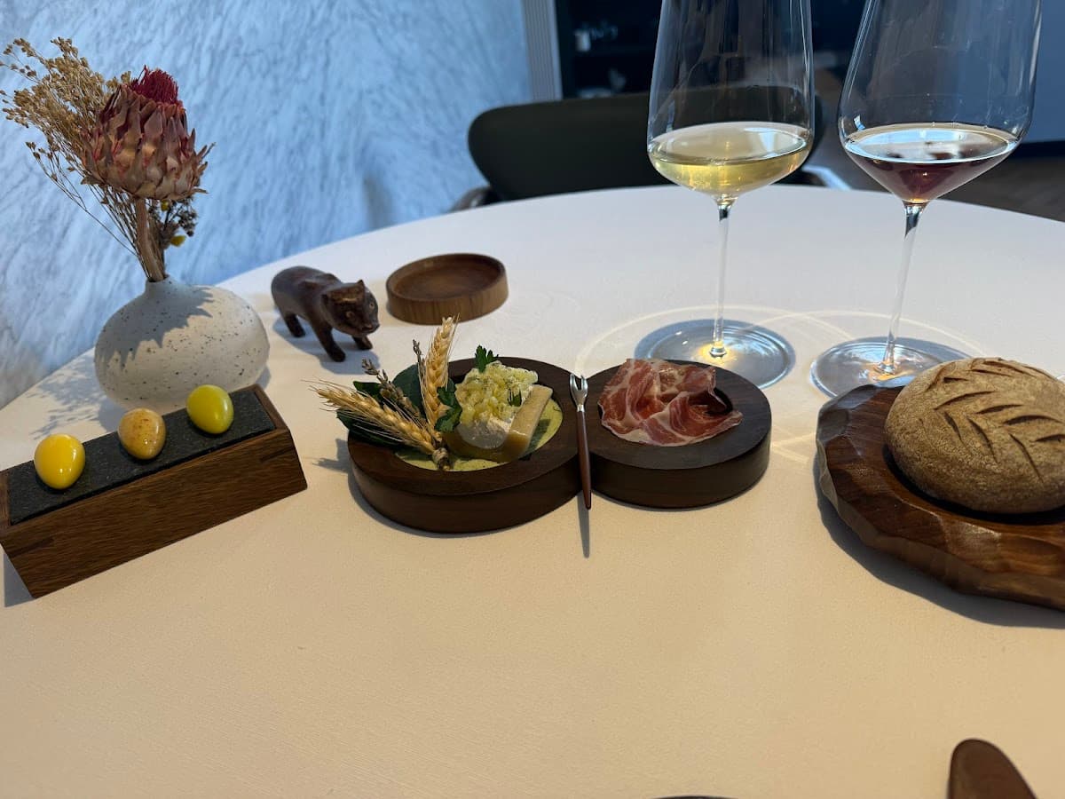Da Terra Restaurant