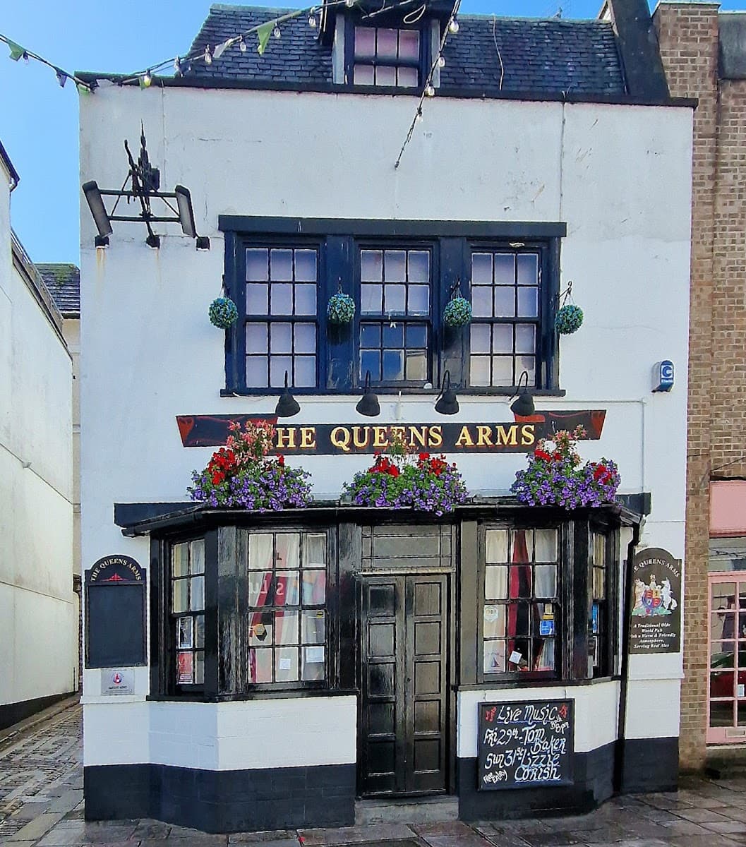 The Queens Arms