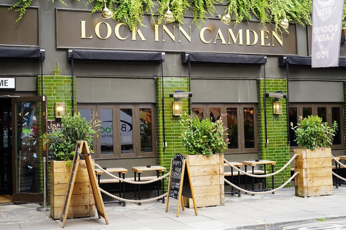 Lock Inn Camden