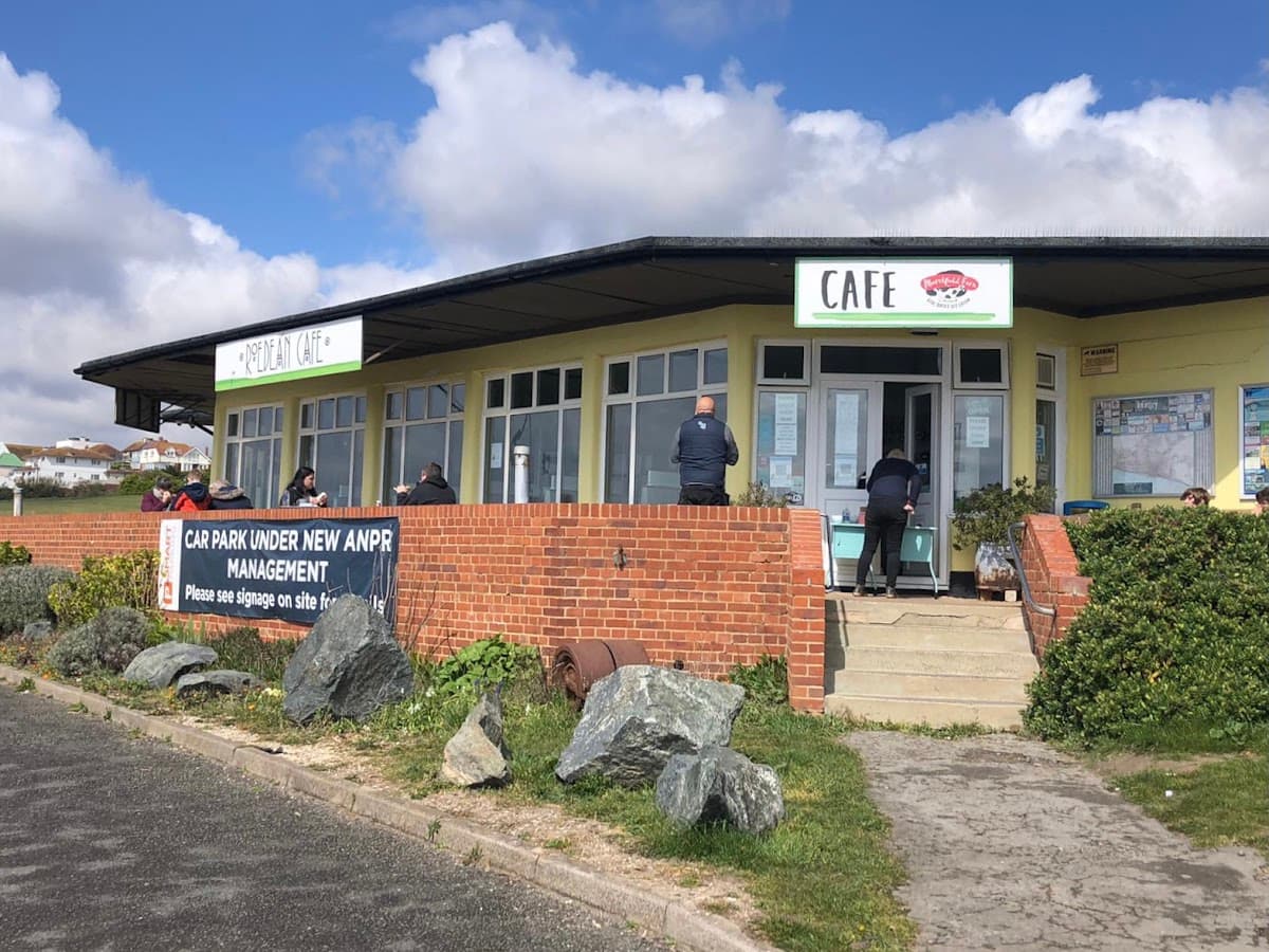 Roedean Cafe & Mini Golf Course - Brighton beach
