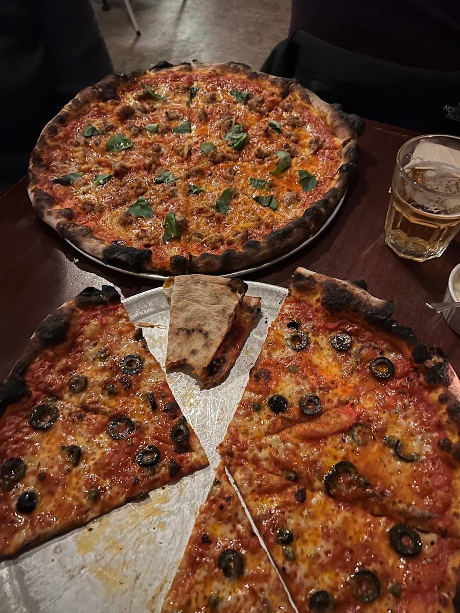 Errol's Hot Pizza