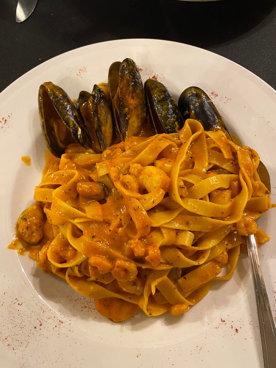 Roma Restaurant