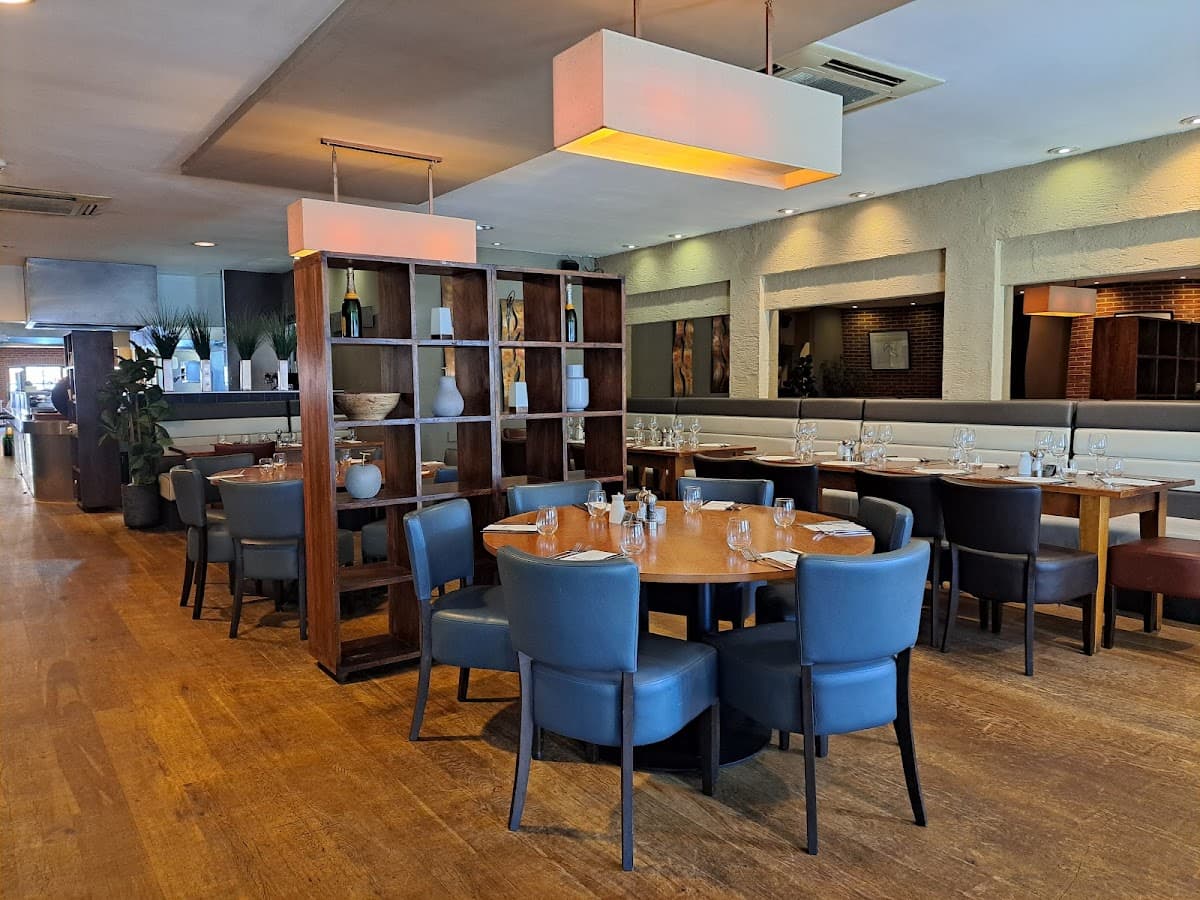 Alfred's Bar & Grill