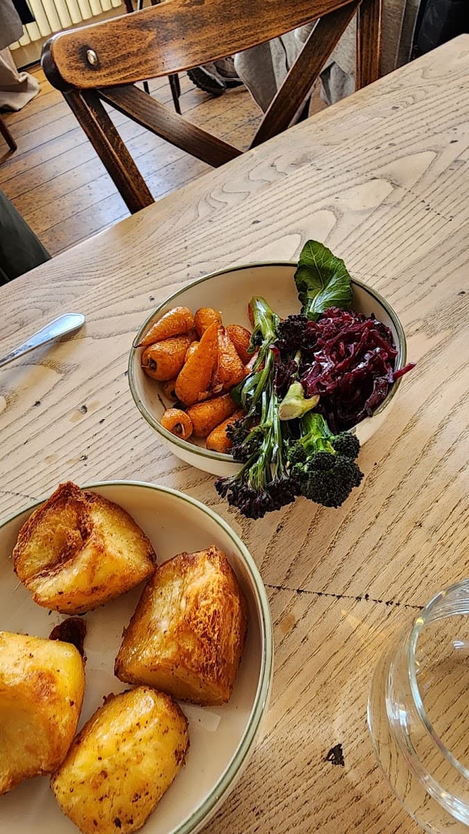 The Holland, Kensington