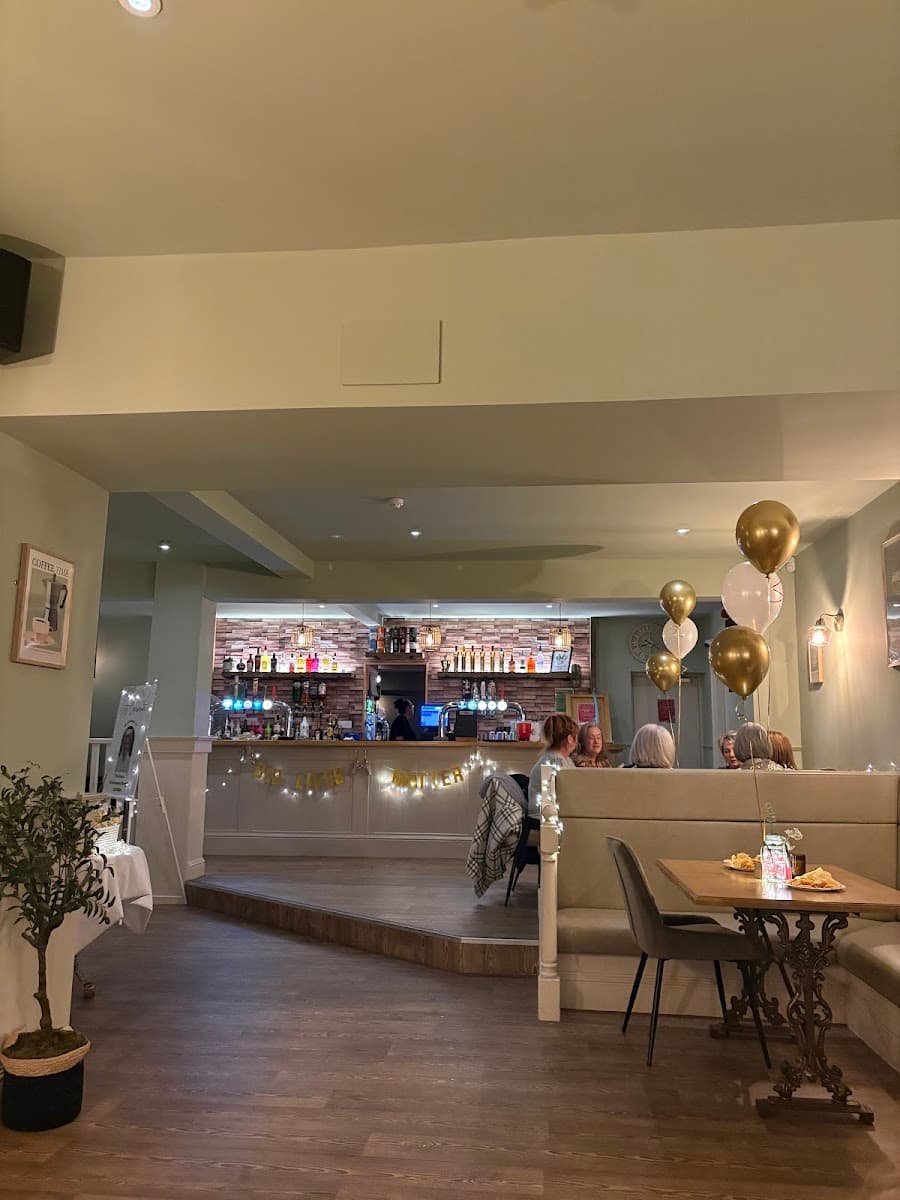 Sandy's Bar & Bistro