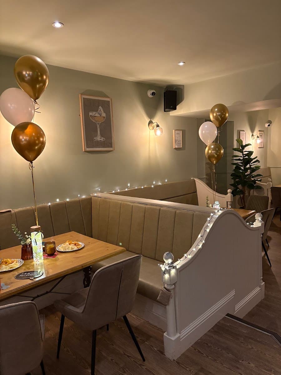 Sandy's Bar & Bistro
