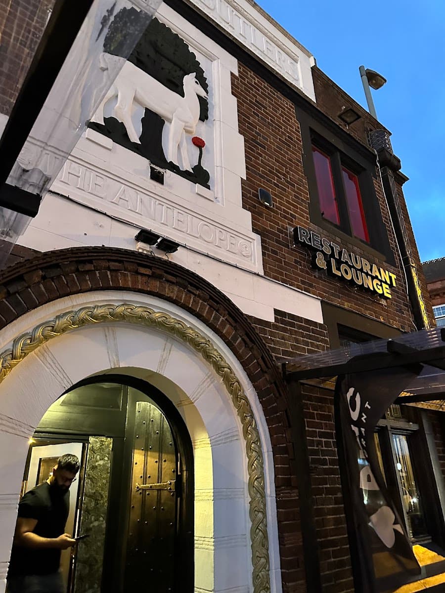 Blac Restaurant