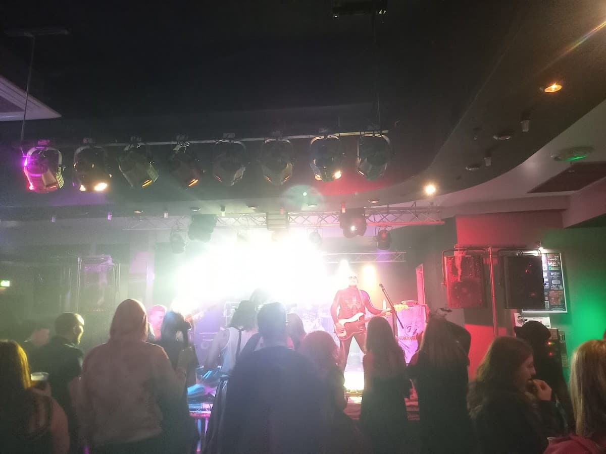Luna Live Lounge & Bar Bridgend