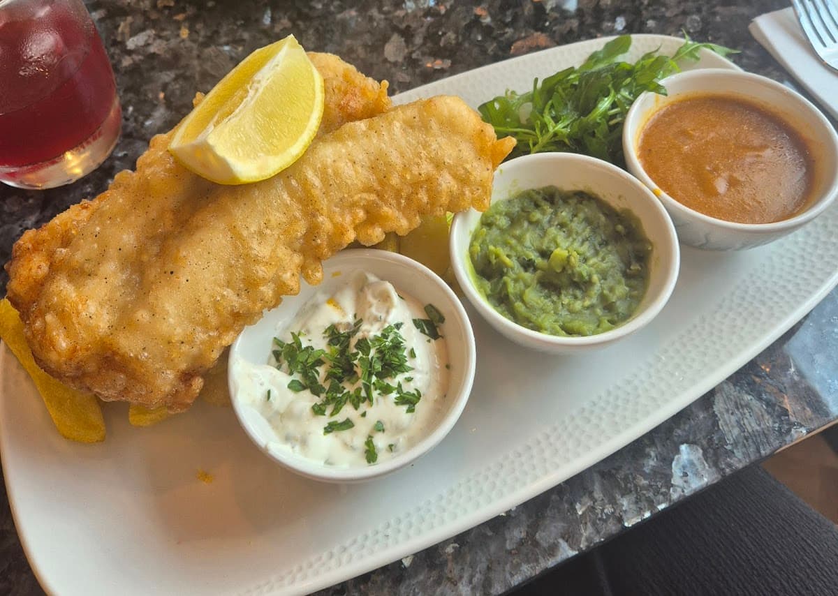 Roy's Restaurant