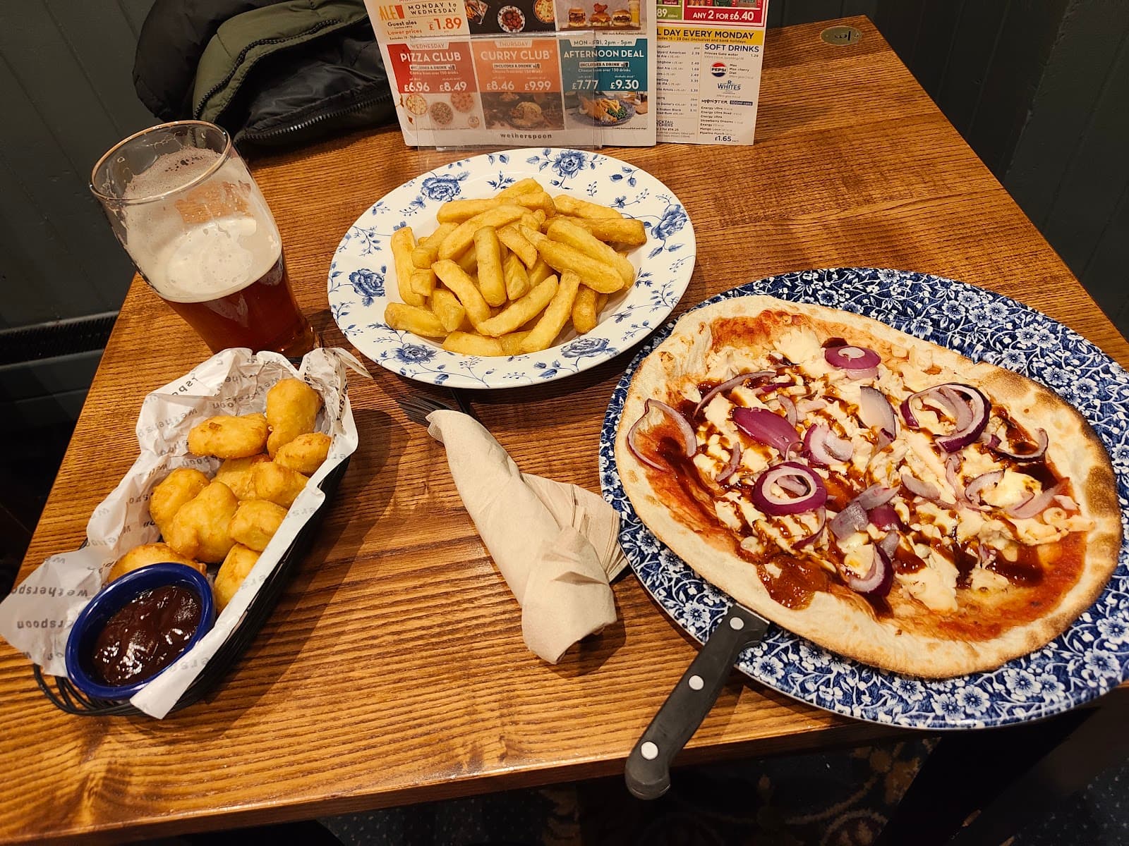 The Moon Under Water - JD Wetherspoon