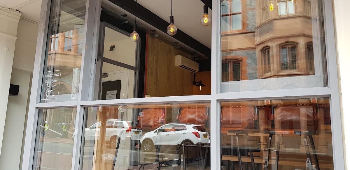 Coffee Under Pressure | speciality coffee & tea (7 Blagrave street)