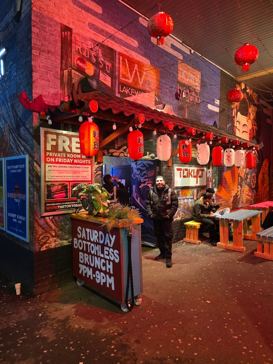 TOKYO BAR