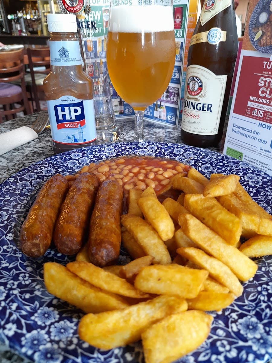 The Moon Under Water - JD Wetherspoon