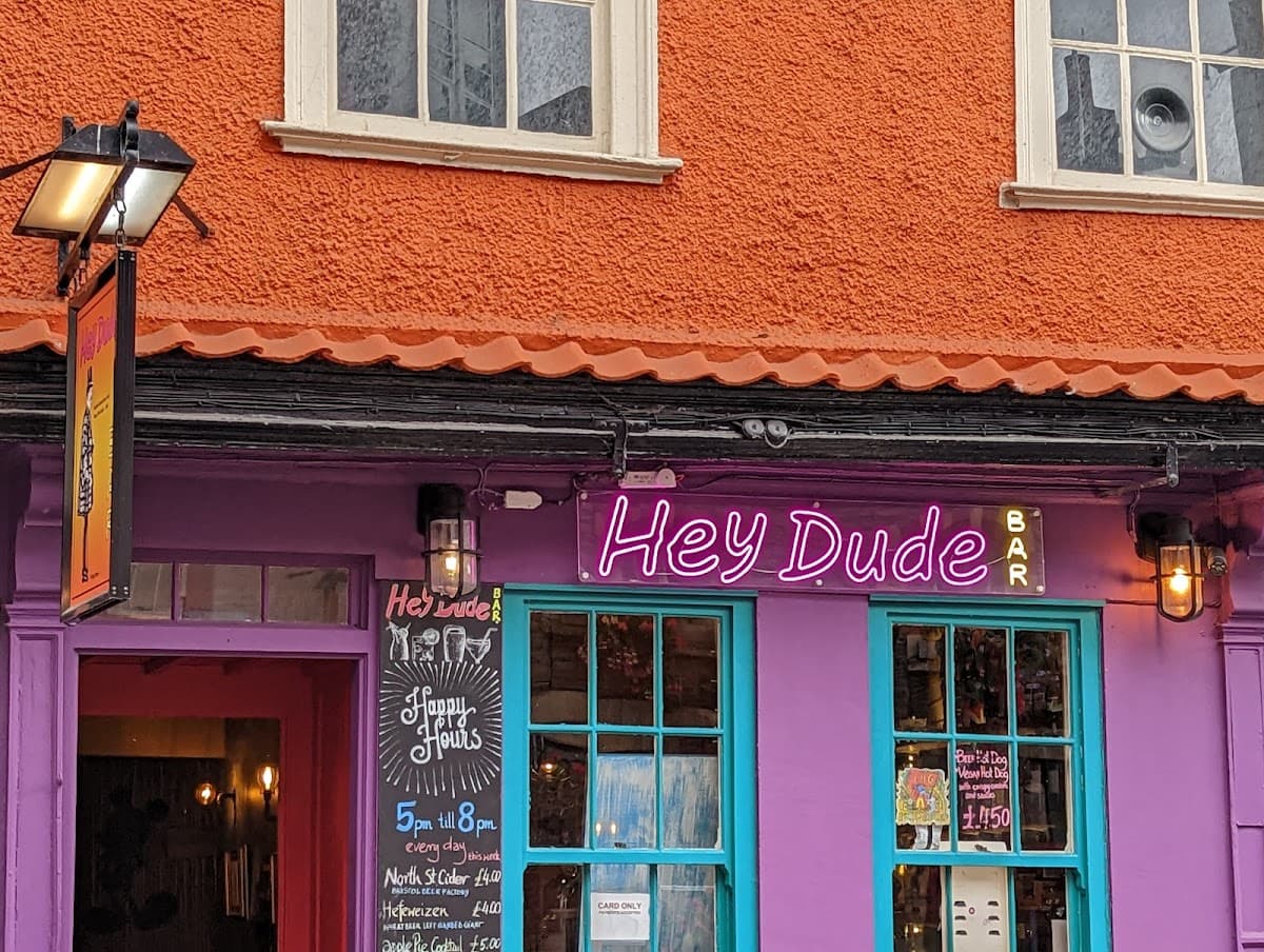 Hey Dude Bar