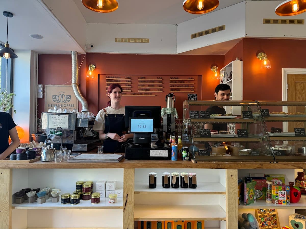 Noshe Restaurant and Coffee House