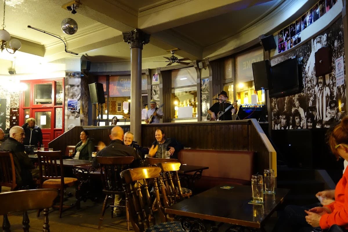 The Wheatsheaf