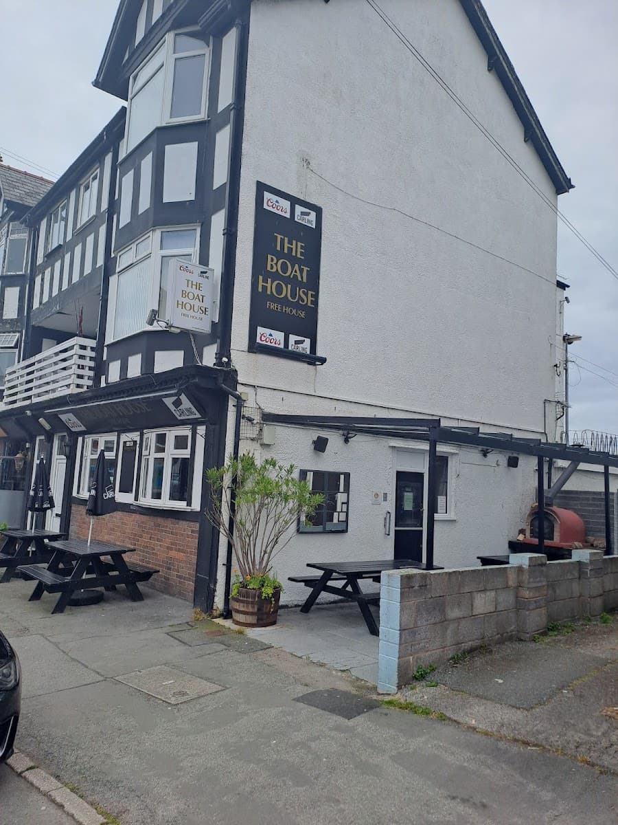 The Boathouse Club
