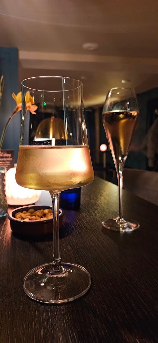 No 19 Eton Wine Bar