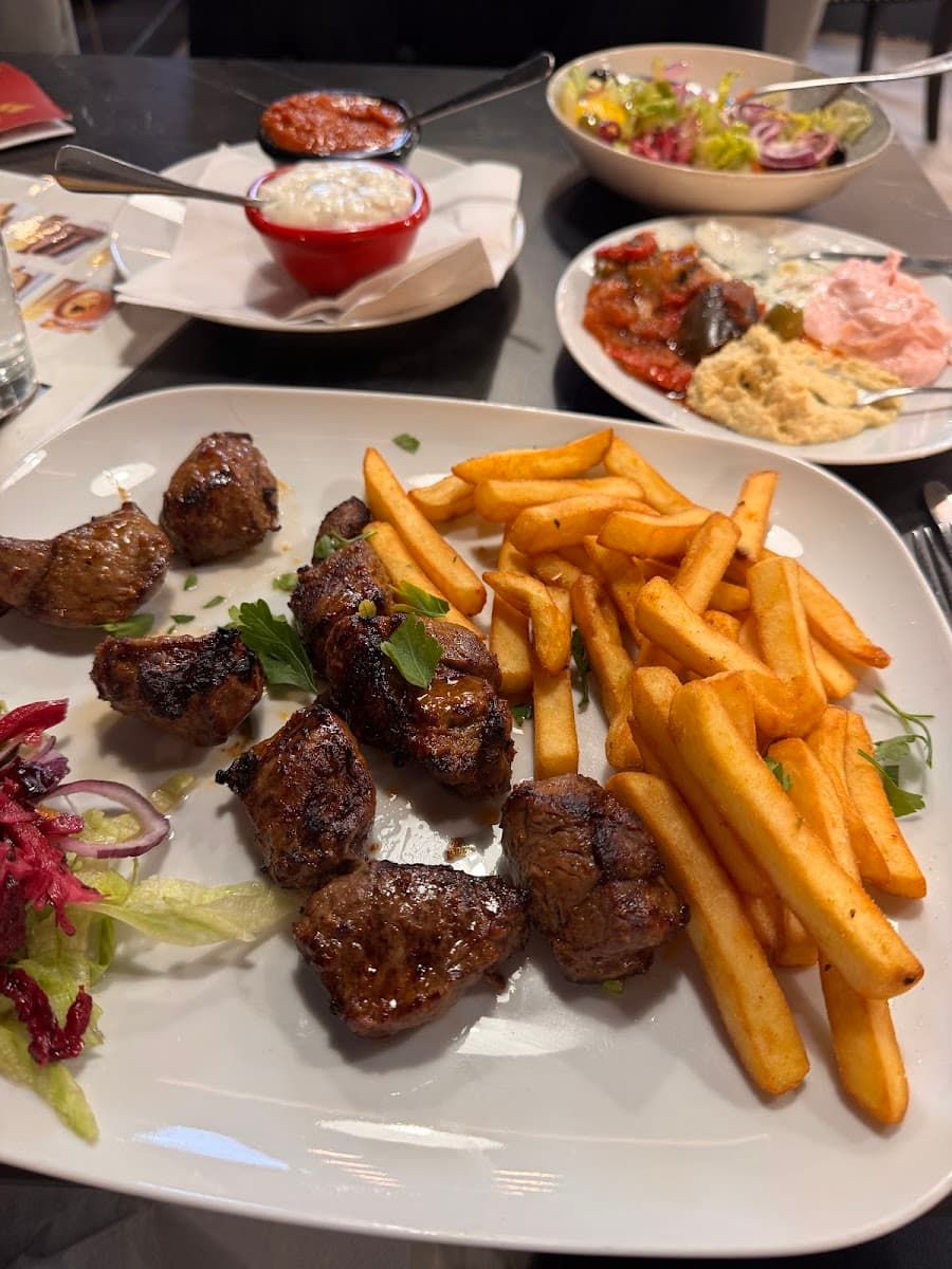 Meteor Meze & Grill Restaurant