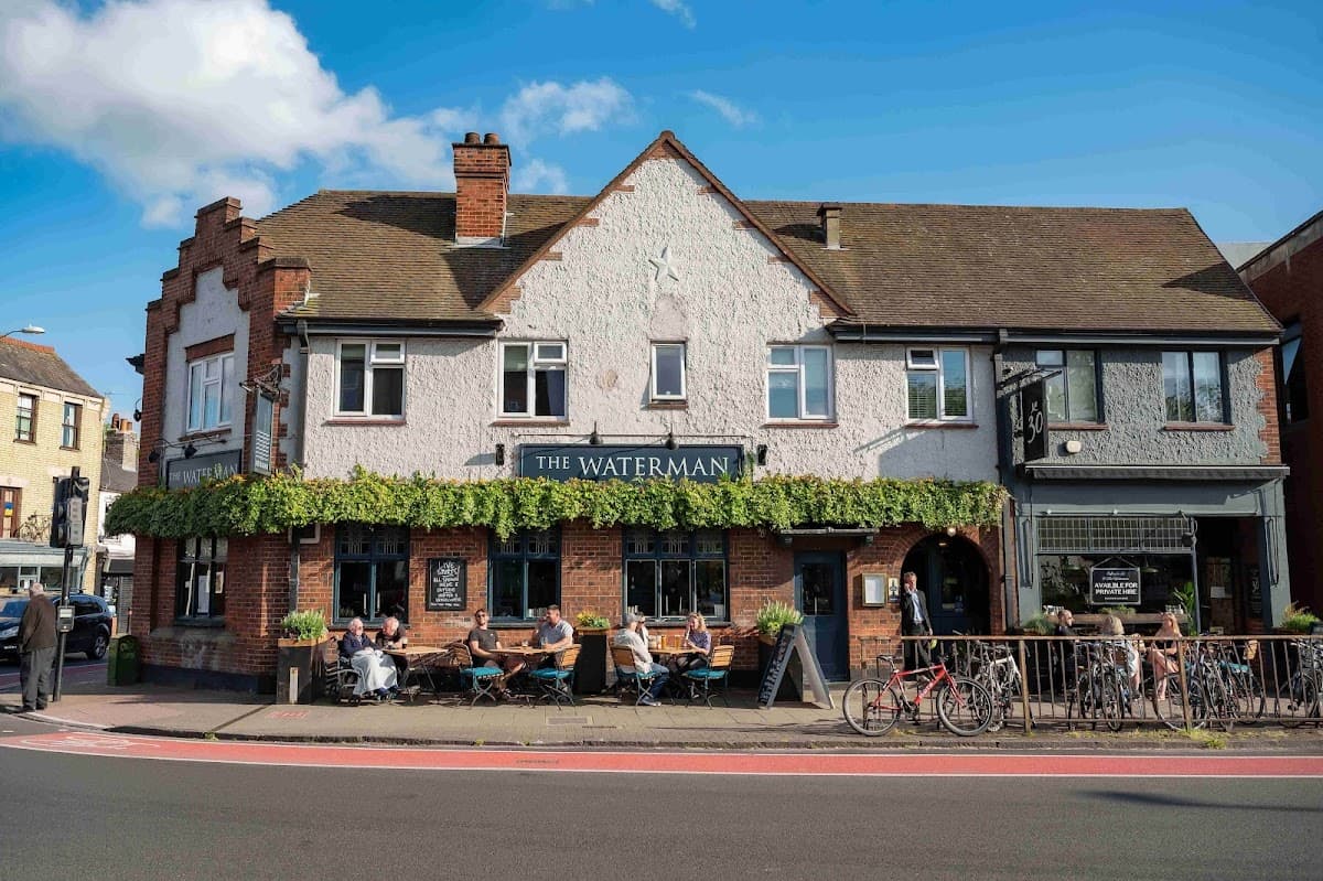 The Waterman (Hotel)