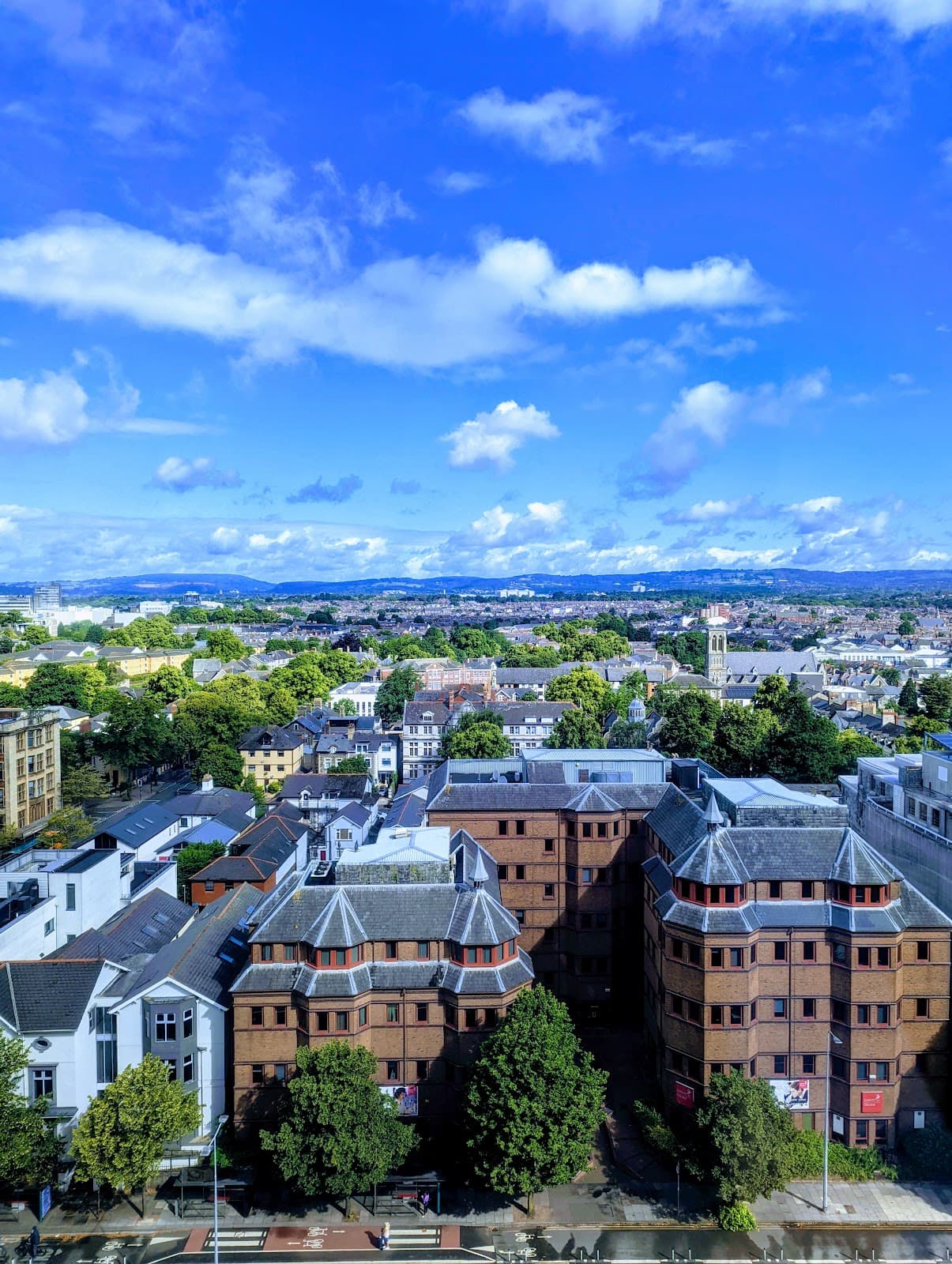Holland House Hotel Cardiff By Sunday