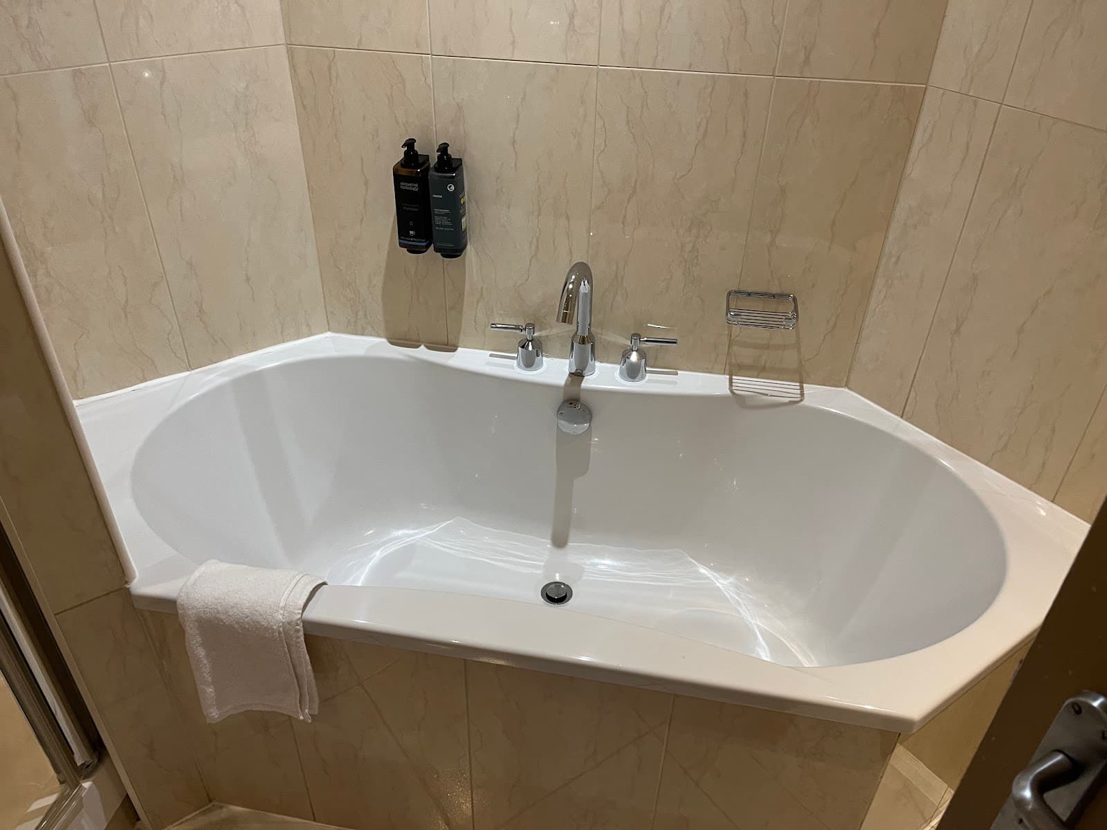 Holland House Hotel Cardiff By Sunday