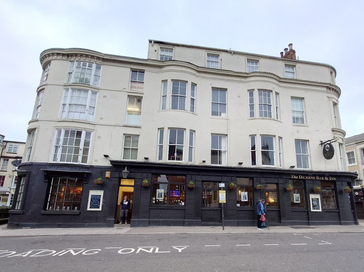 Dickens Bar and Inn