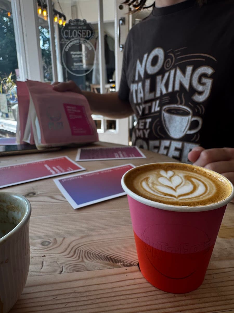 Natter Café