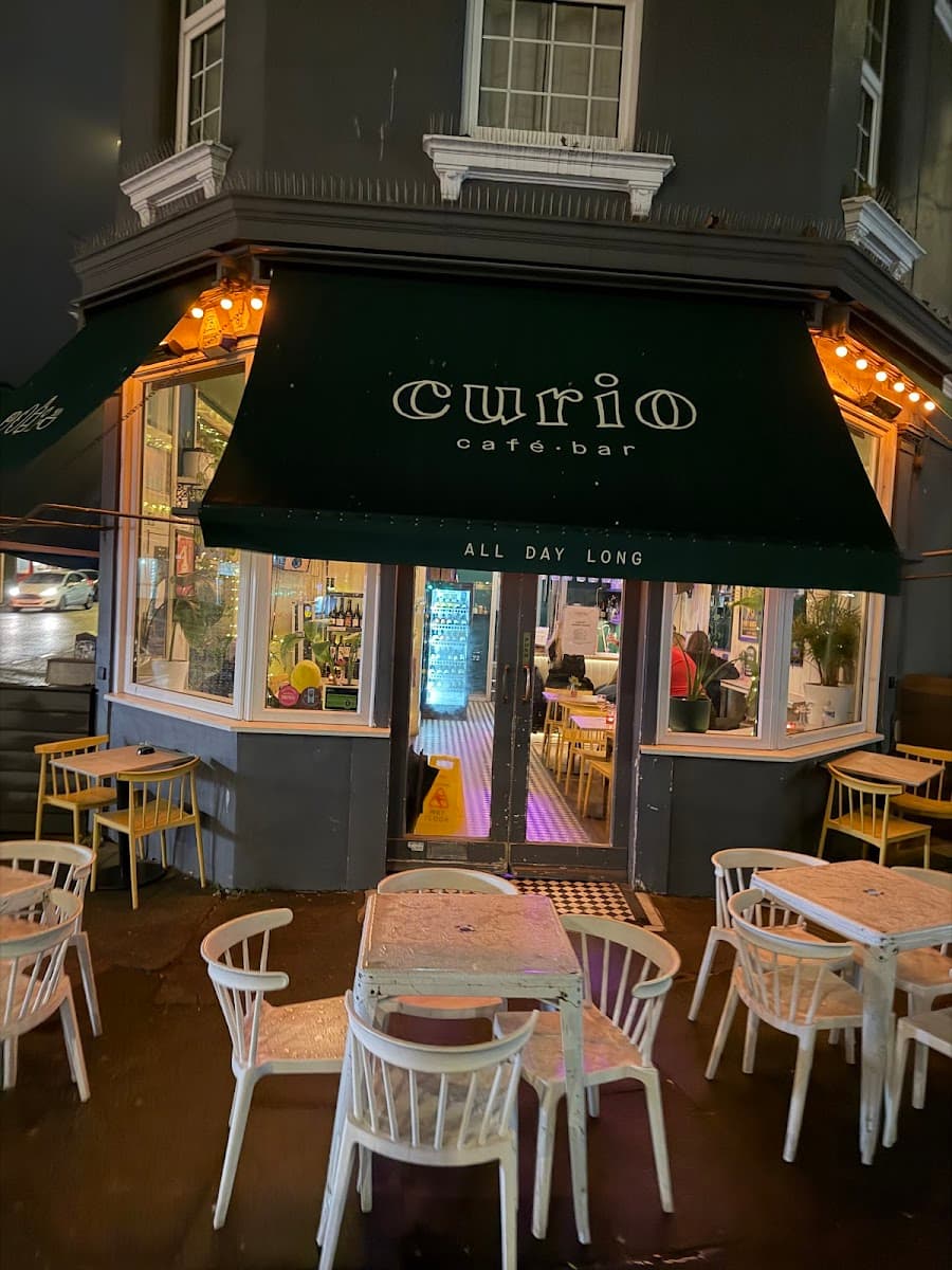 Curio Cafe and Bar
