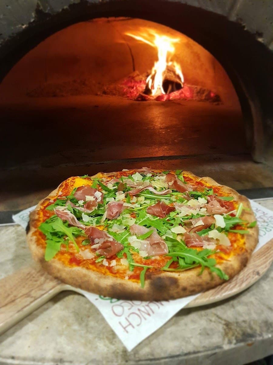 La Dolce Vita Pizza Restaurant