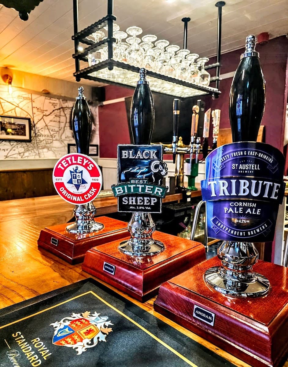 Royal Standard Inn