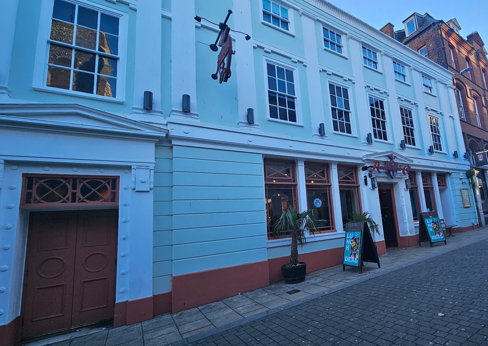 Revolución de Cuba Norwich