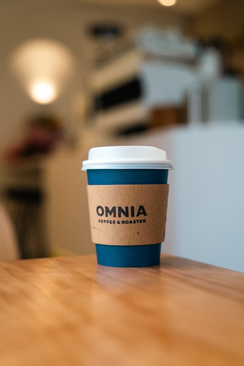Omnia Coffee & Roaster