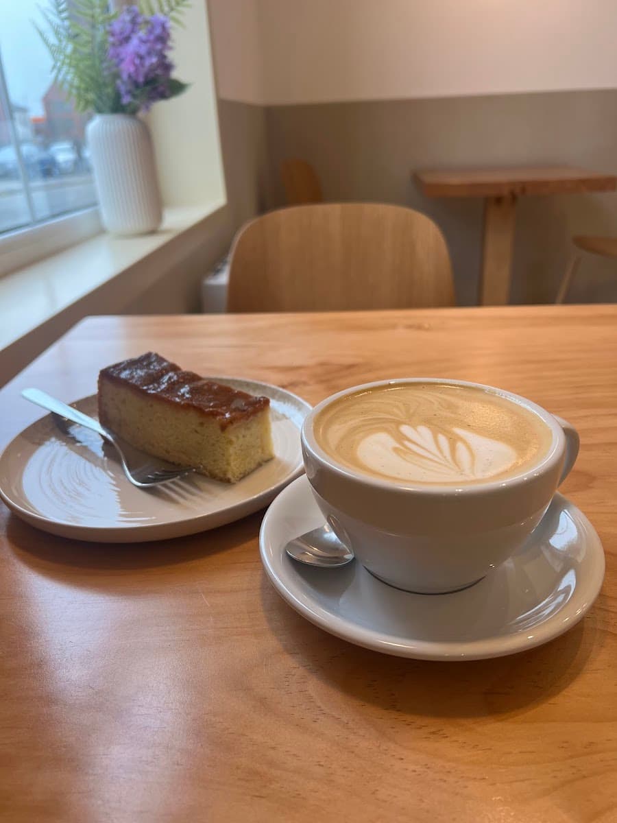 Omnia Coffee & Roaster