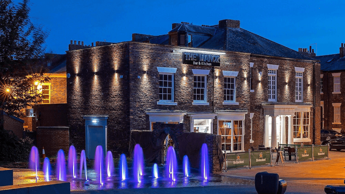 The Manor Bar